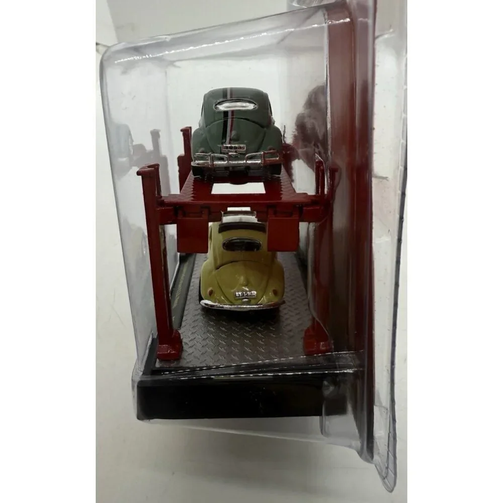 New M2 Machines Auto Lift 2 pack 1953 VW Beetle Deluxe USA Model R15 17-01 01:64